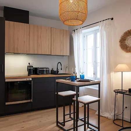 La Tropezienne - Au Coeur Du Village Apartment *